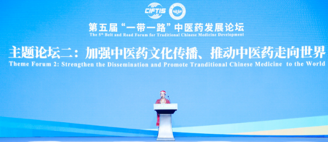 “貴州苗十三”創始人、傳承人鄭修菊女士 “貴州苗十三”創始人、傳承人鄭修菊女士